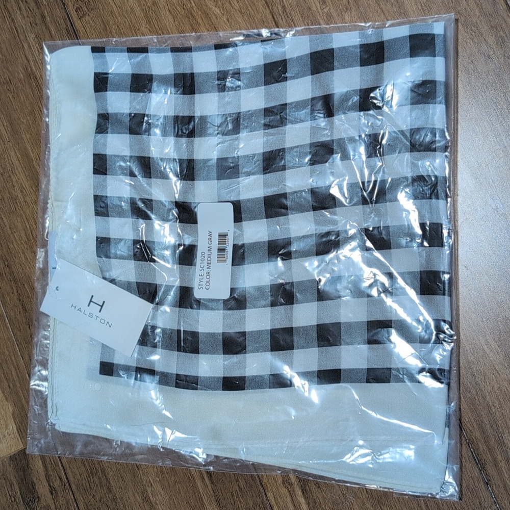 H by Halston Black and White Tonal Checkered Hair Scarf - Picture 3 of 3